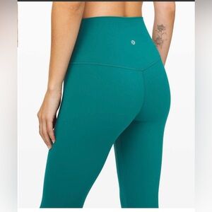 Lululemon Align Crop 21” in Laguna Size 2